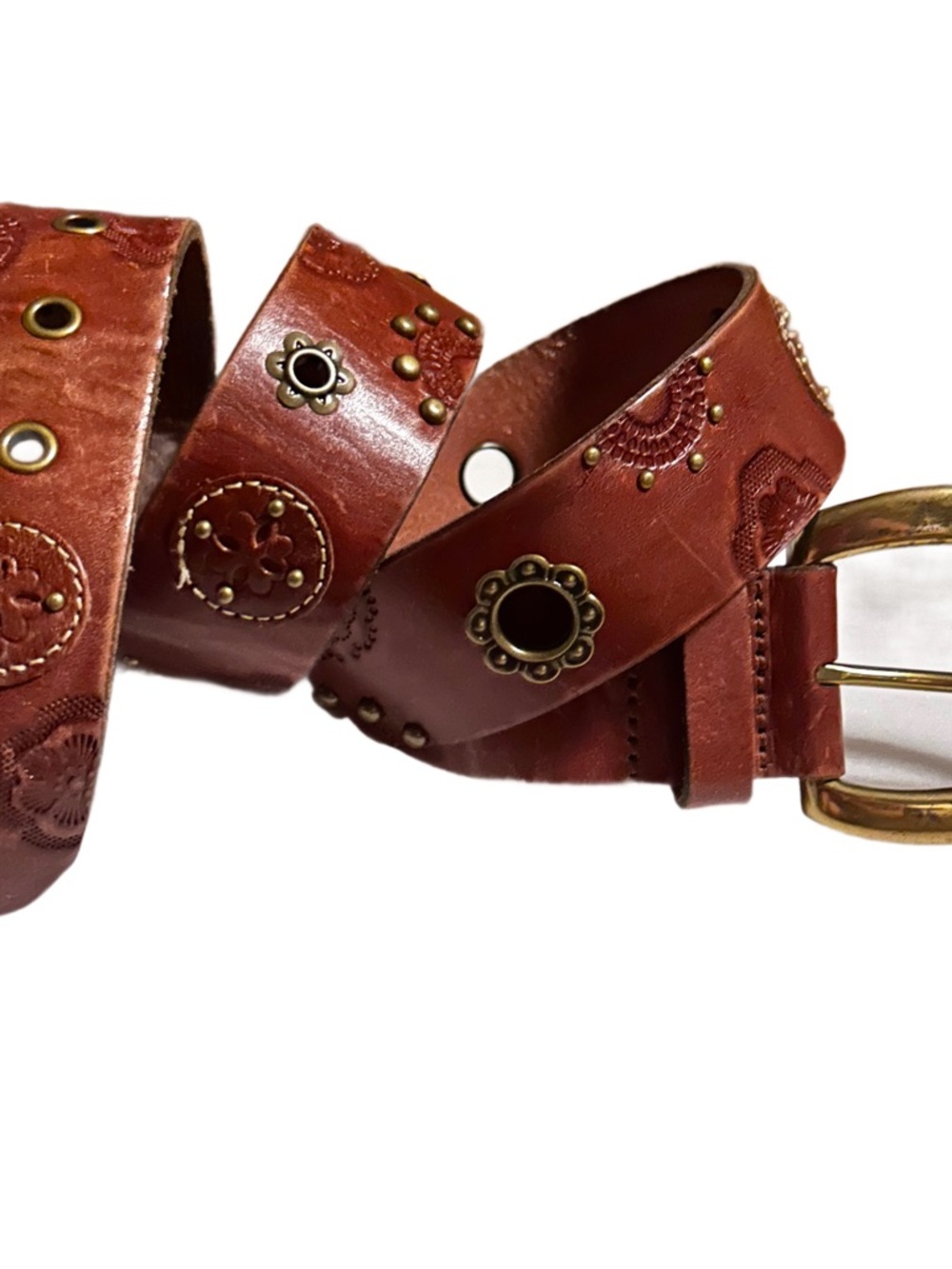 Fossil ~ Medium ~ Brown Leather ~ Bronze Studded W/ Floral Hand-Tooled ~ Belt